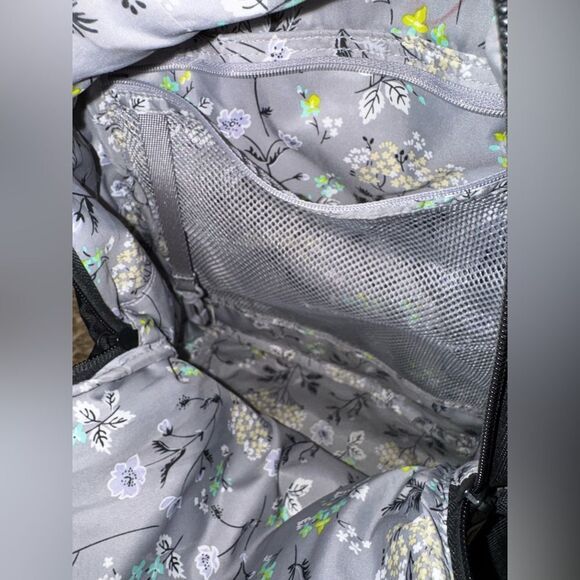 🖤 Vera Bradley Mini Backpack – Sleek Black Nylon 🖤🎒 - Picture 5 of 10